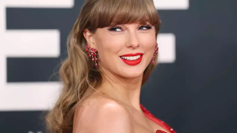 TAYLOR-SWIFT (1).jpg