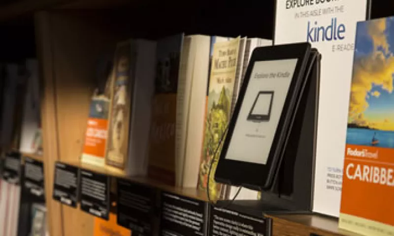 Amazon Books en Seattle combina la venta de libros físicos con la de dispositivos del gigante minorista de internet. (Foto: Getty Images )