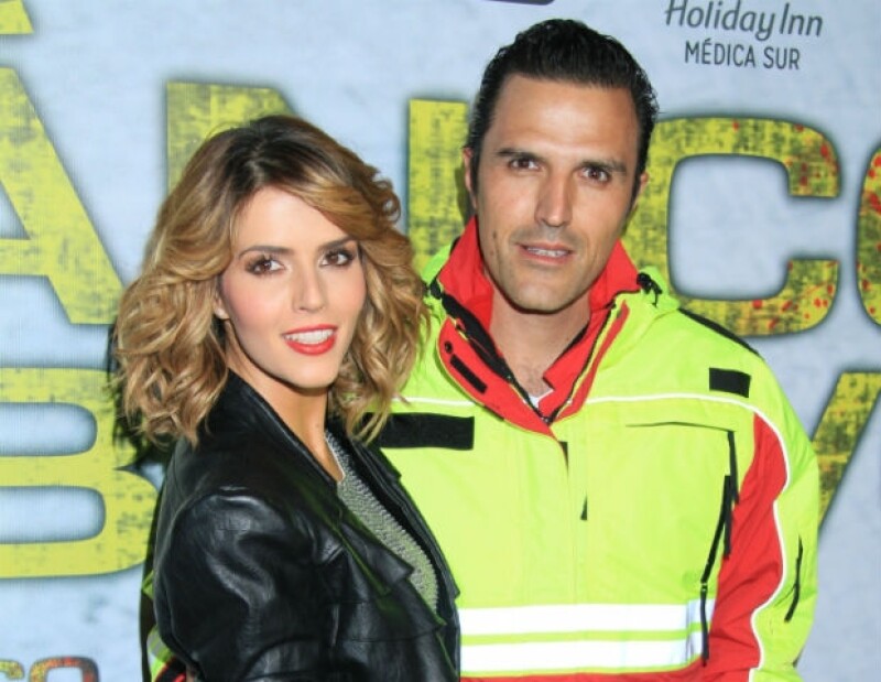 Claudia Álvarez y Billy Rovzar comparten en cada oportunidad lo feliz que son como pareja.