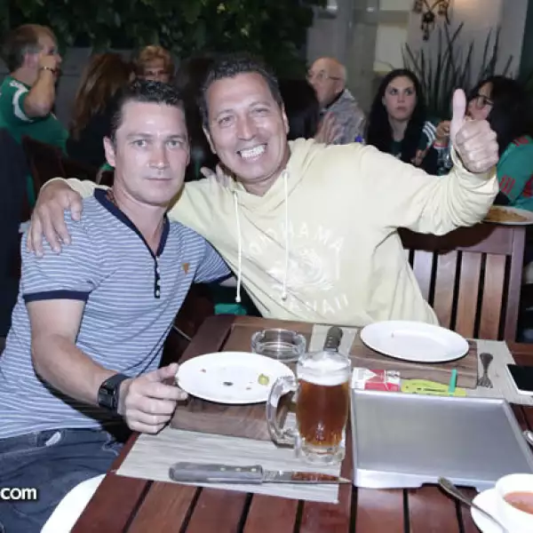 Ronny Meneses,Henrie Meneses