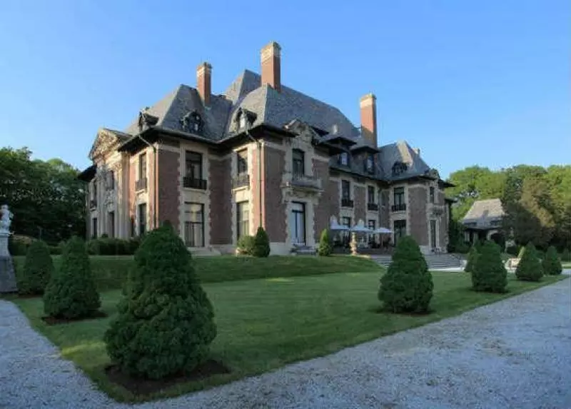 mansion