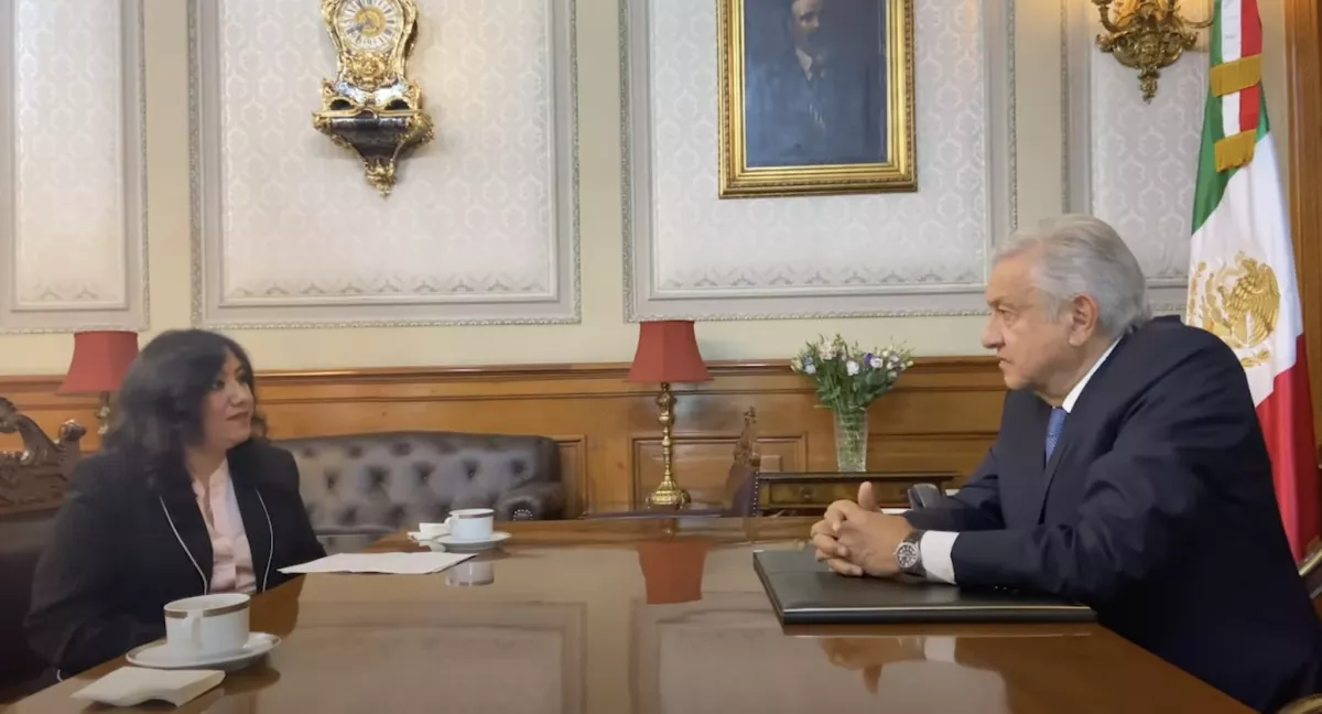 AMLO despide a Irma Eréndira.jpeg