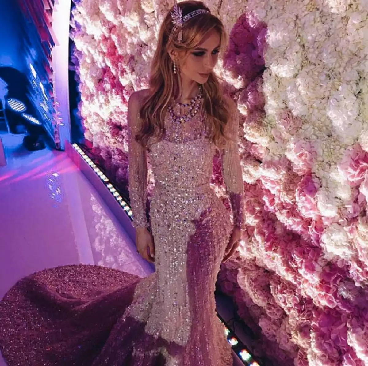 Salome lució este y dos impresionantes vestidos de novia más.