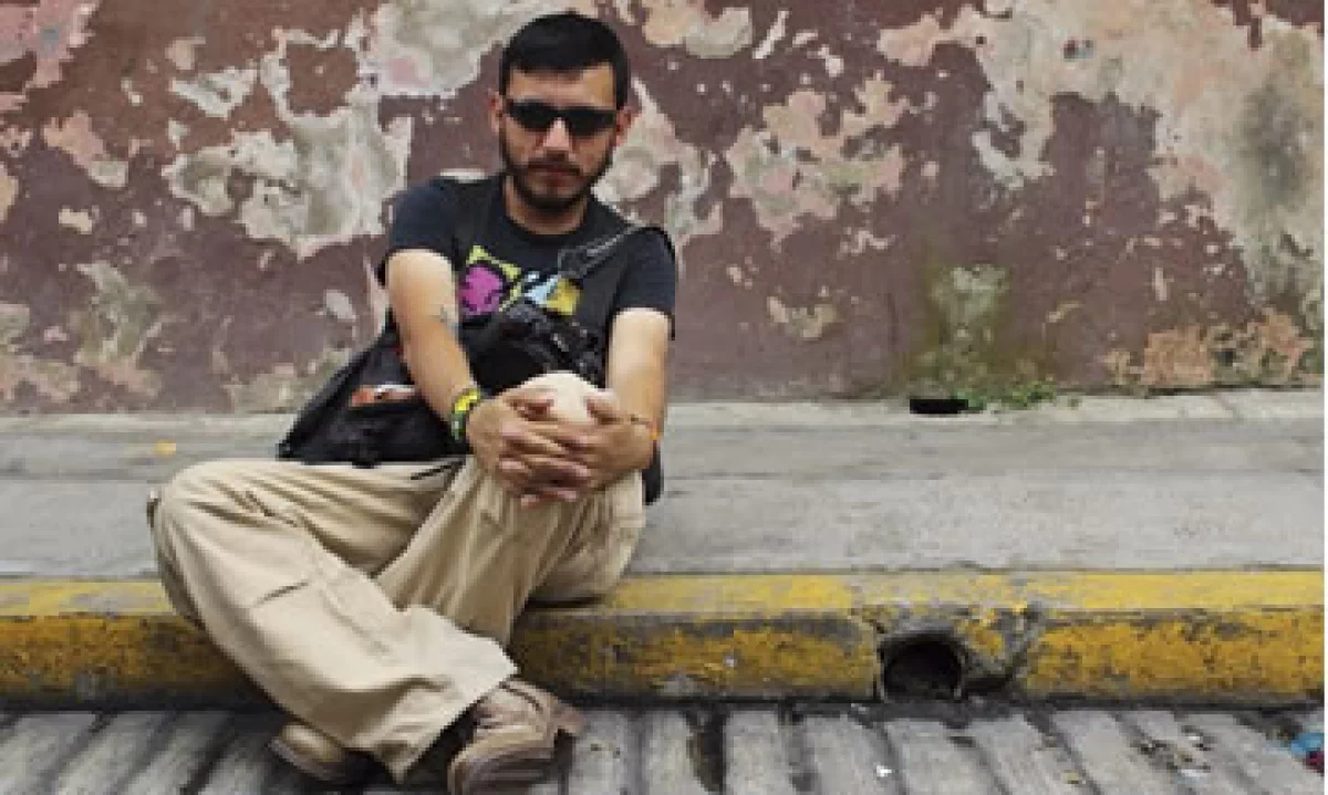 Rubén Espinosa trabajaba por su cuenta para la revista Proceso, la agencia Cuartoscuro y AVC Noticias.(Foto: Cuartoscuro )