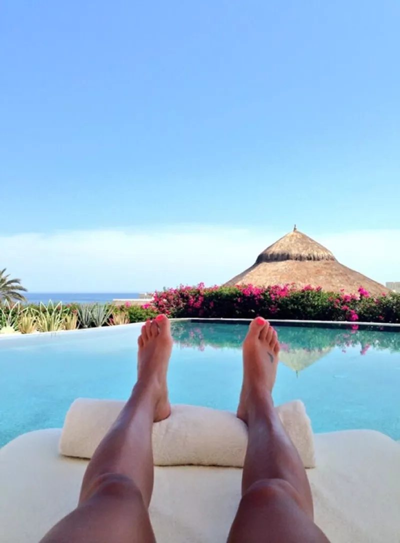 La estrella de “Glee” pasó unos días en México y compartió varias fotos de su viaje a la playa, donde disfrutó del sol en sexys bikinis.