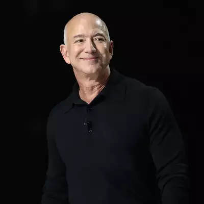 Jeff Bezos ficha por el Liverpool como accionista