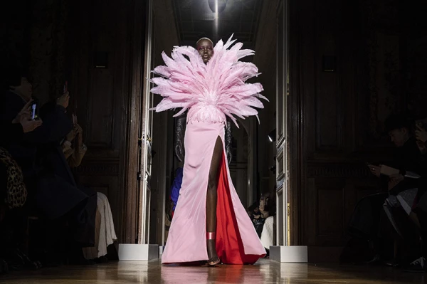 Valentino : Runway - Paris Fashion Week - Haute Couture Spring/Summer 2020