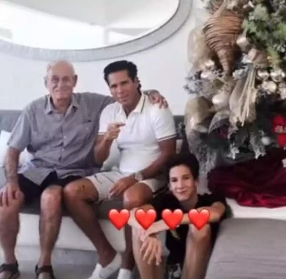 roberto-palazuelos-hijo