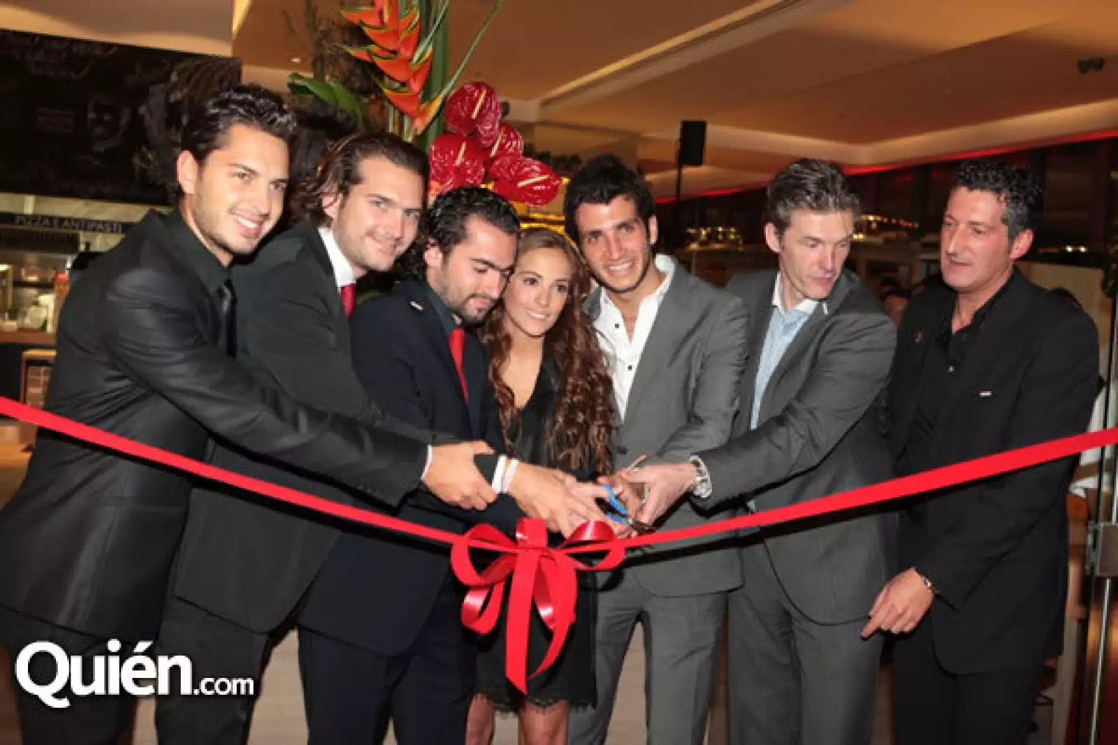 Gabriel Askenazi,Jonathan Azkenazi,Daniel Azkenazi,Diana Cherem,Alfonso Cassab,Martín Álvarez,Kraus Saver