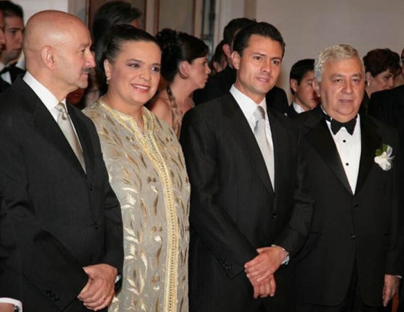 Carlos Salinas, Beatriz Paredes, Enrique Peña Nieto y Emilio Chuayffet, anfitrión de esa noche por la boda de su hija.