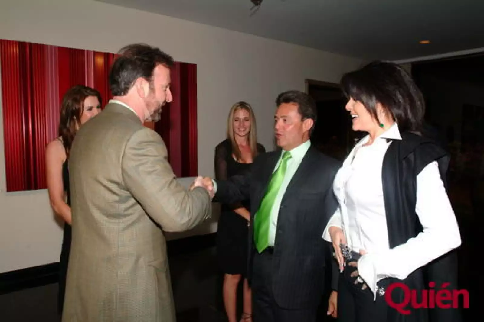 Tonny Garza, Carlos Peralta, Mariana Tort