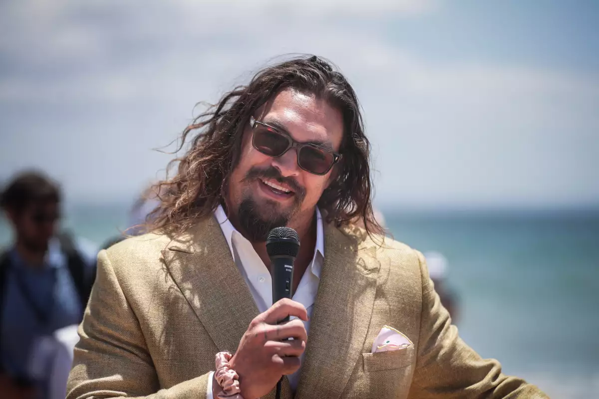 aquaman-pide-accion-preservar-oceanos