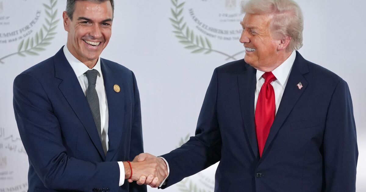 TRUMP AMAGA A ESPAÑA: ¡CORTAR COMERCIO!