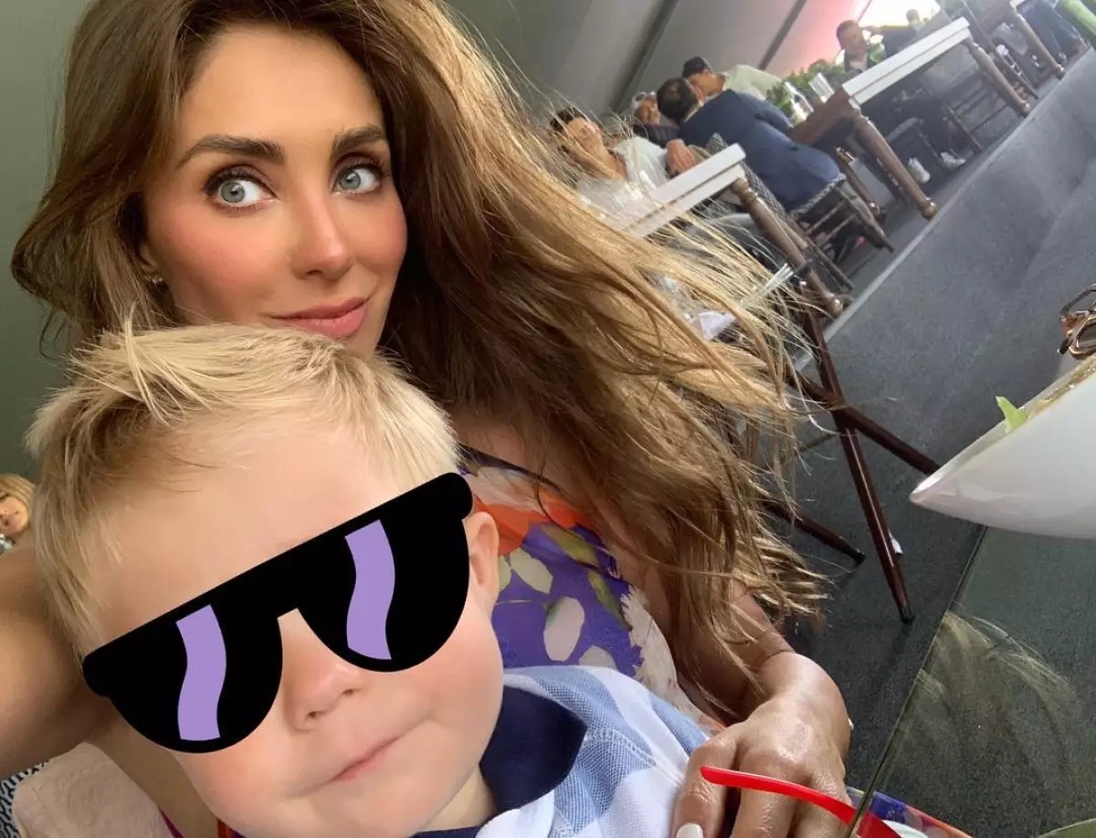 Anahí y Manuelito