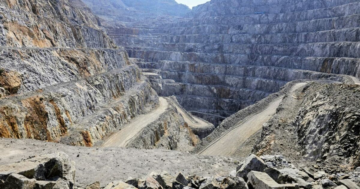 Hükümet madencilik araştırmalarında endüstrinin geleceğini tehdit eden darboğaza neden oluyor