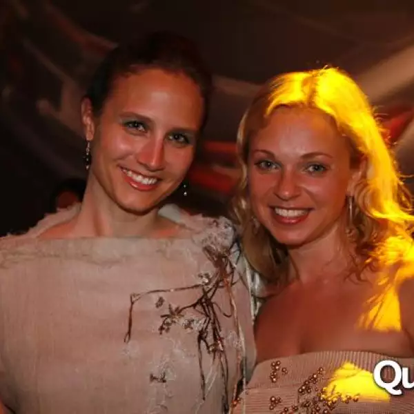 Mercedes  Benz Viernes