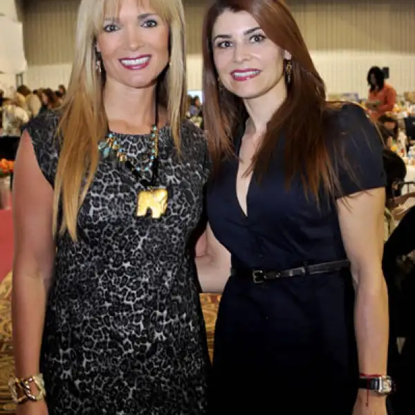 Verónica Lepeley Cambiasso y Maricarmen S. de Martínez