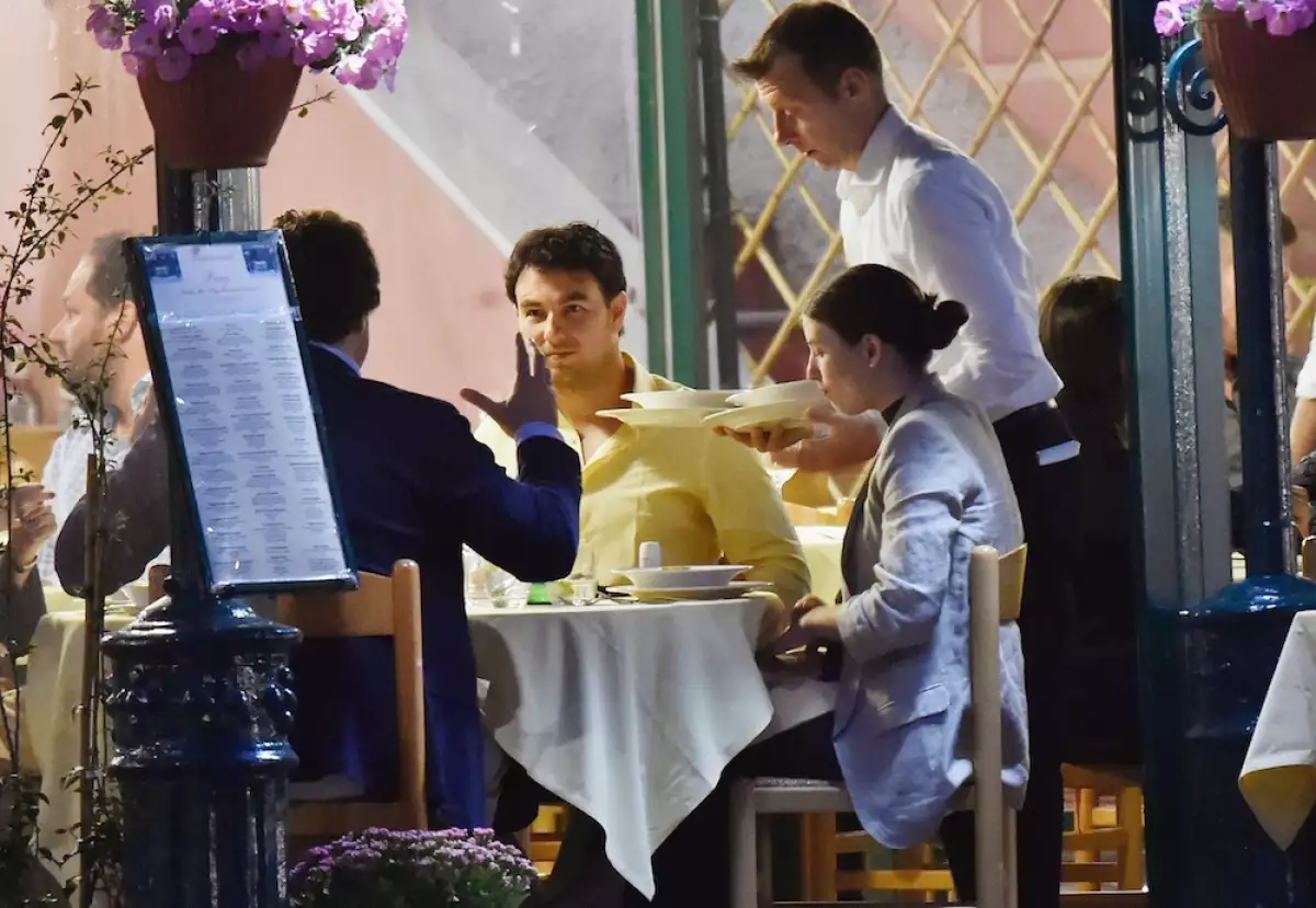 EXC Sergio Perez, Carola Martinez