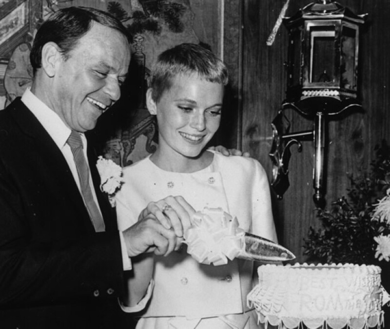 Frank Sinatra y Mia Farrow se casaron en 1966.