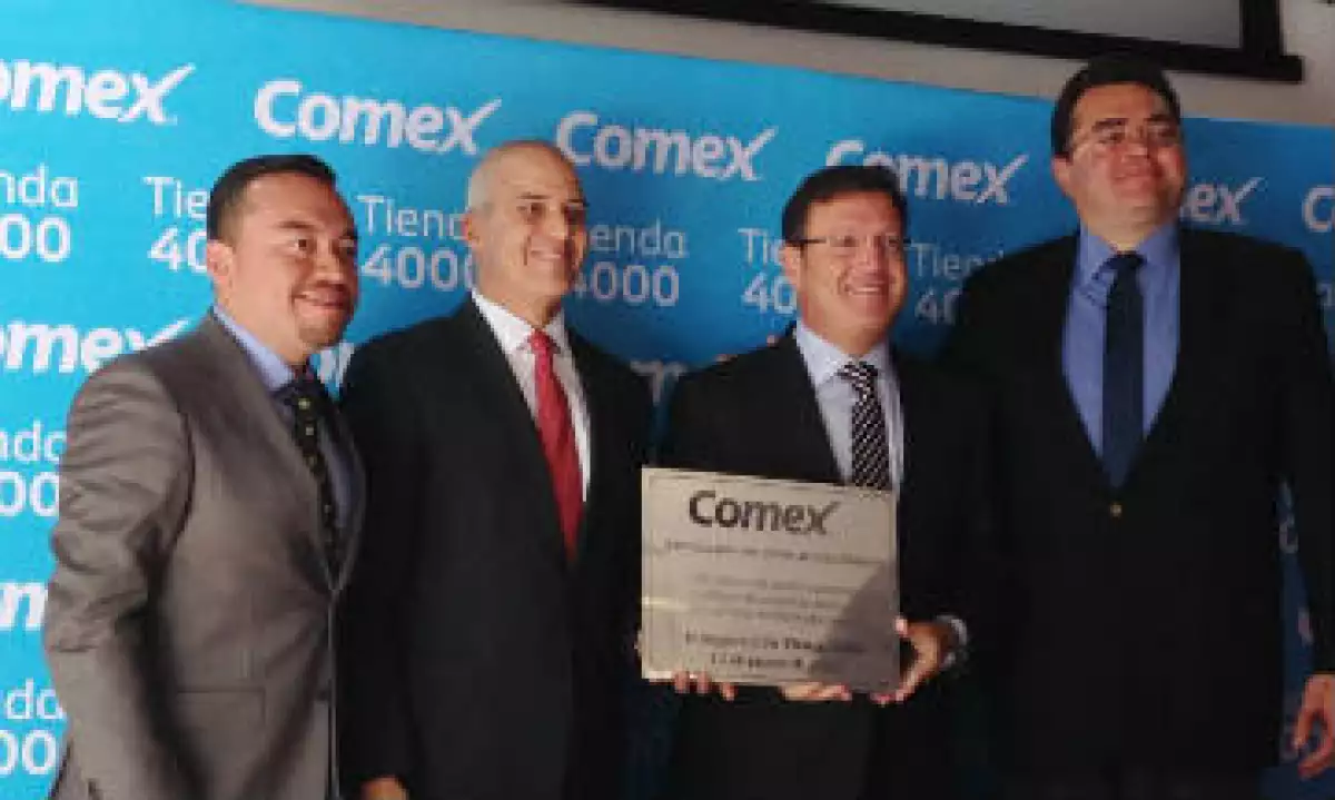 Javier Sosa, director de mercadotecnia; Alfonso Félix, vicepresidente comercial; Marcos Achar, CEO, y Fernando Rubín, director de tiendas. (Foto: CNNExpansión )