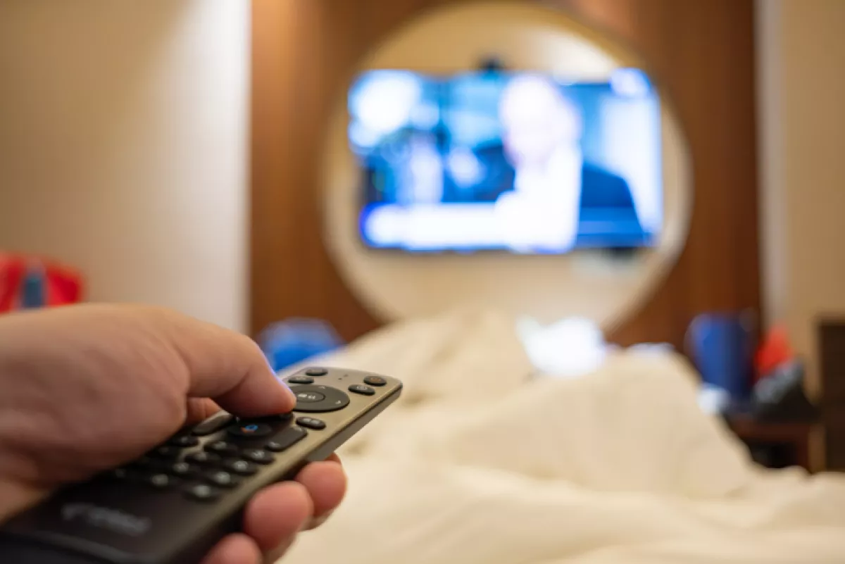 TV_remote_control_in_a_hotel_room