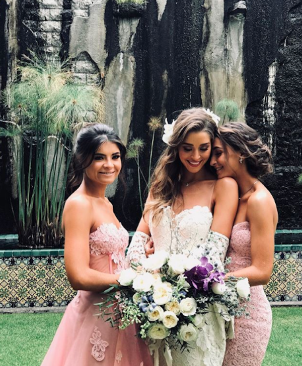 Ana Girault, Pamela, y Regina