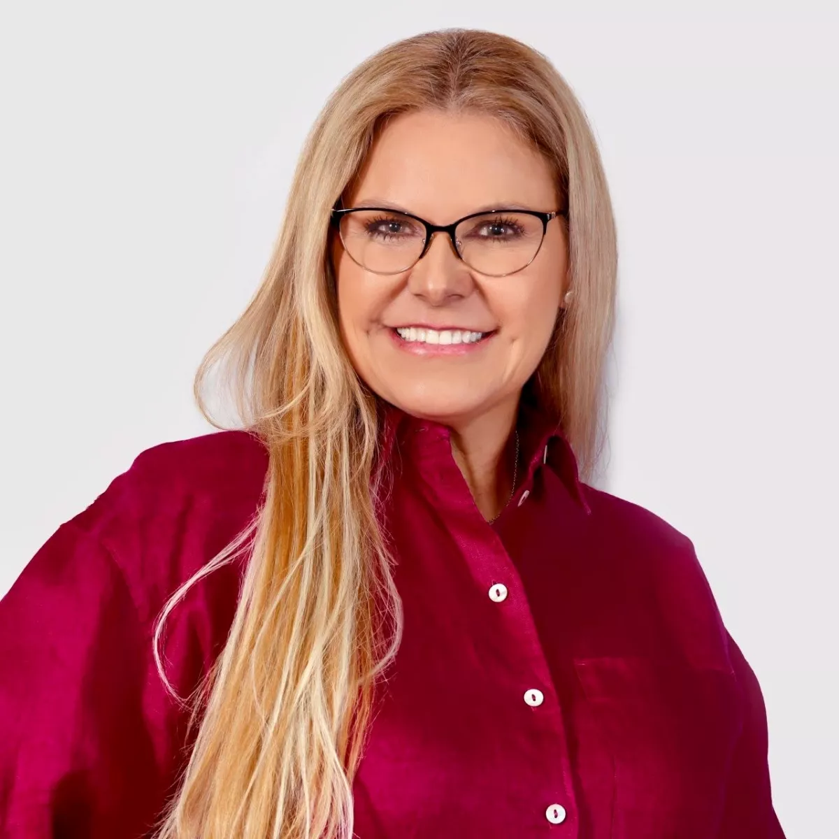 Julia Arcelia Olguín Serna