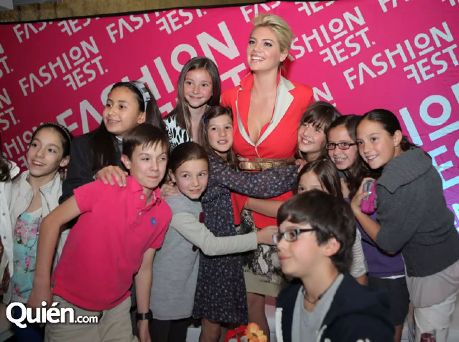 Kate Upton convivió con niños