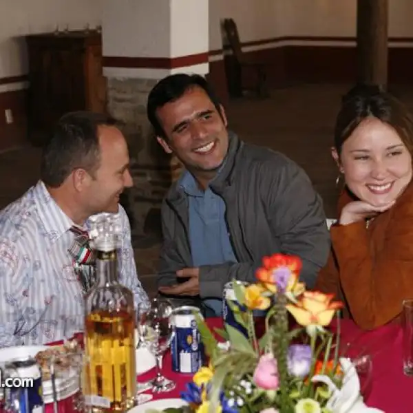 Luis Blanco,Omar Castro,Stephanie Gil