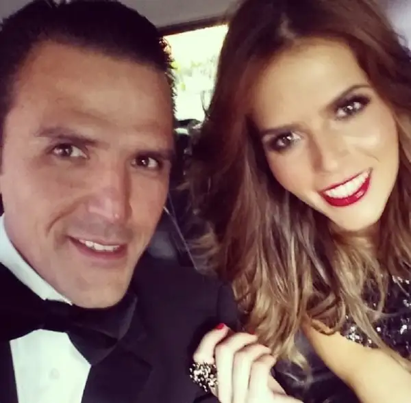 Billy y Claudia van juntos a todos los eventos.