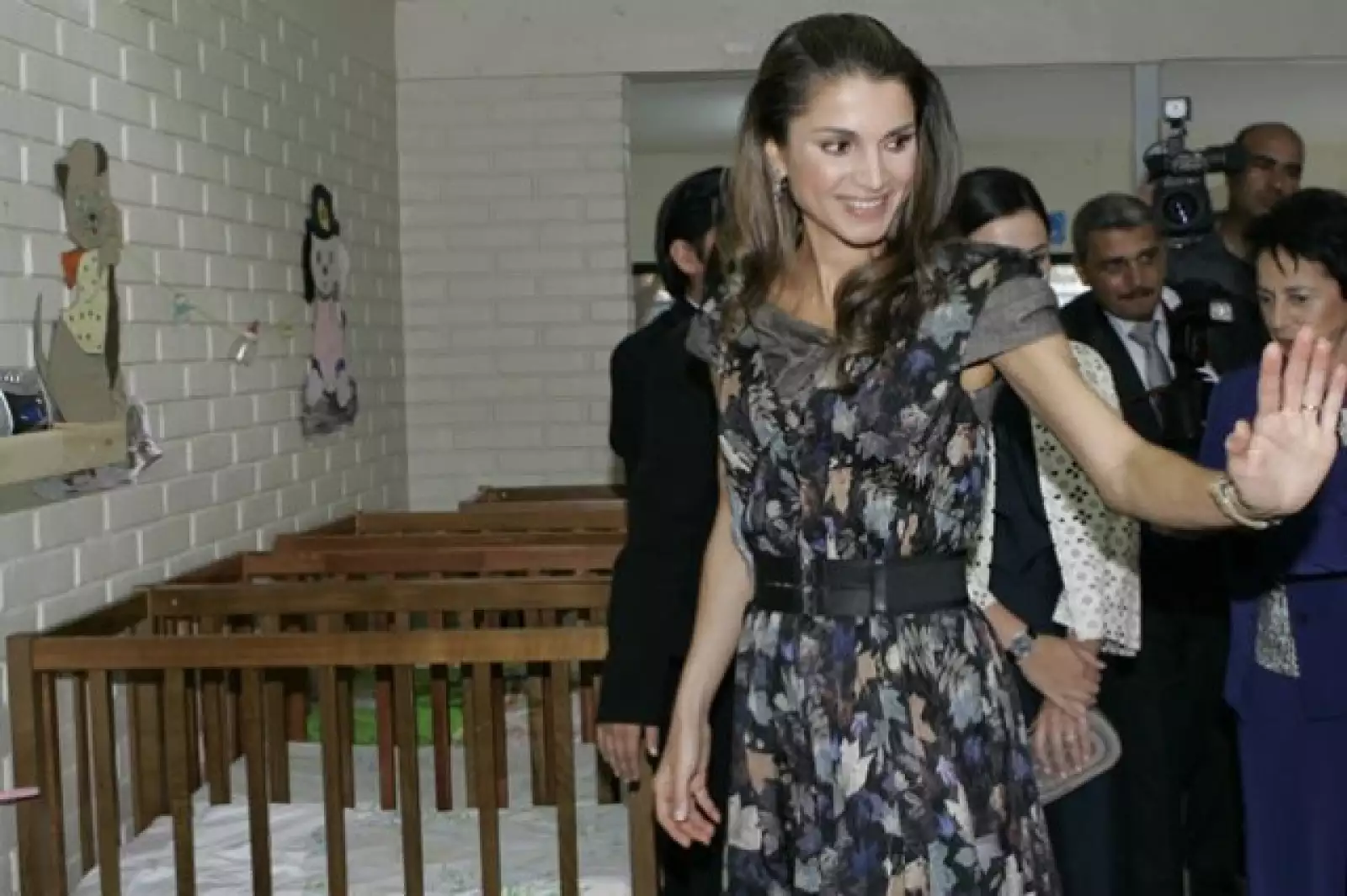 Además de ser considerada una de las mujeres más bellas en el mundo, la reina Rania quiere ser la representante de los musulmanes moderados en el planeta.