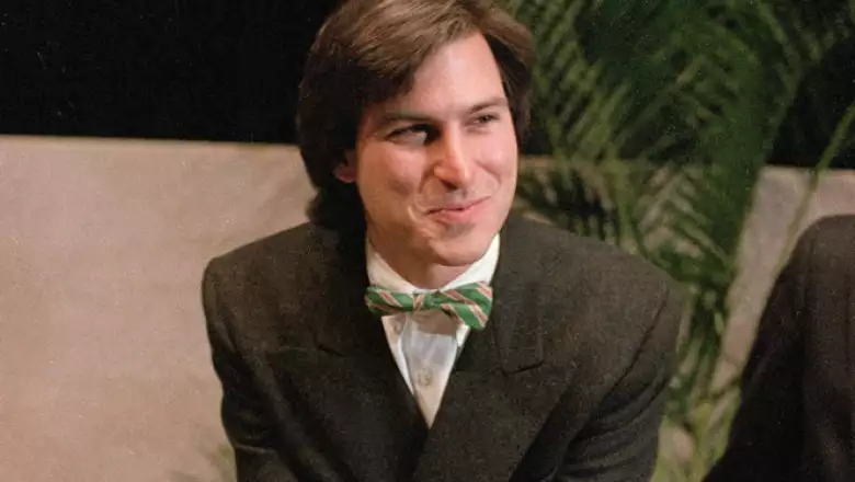 La vida de Steve Jobs siempre estuvo marcada por retos: fue criado por una familia adoptiva en Silicon Valley y fue despedido de Apple.