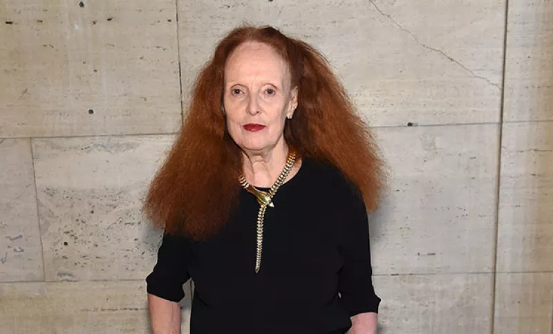 Grace Coddington, famosa editora de Vogue Estados Unidos, no es muy fan del par de bffs, pues en entrevista aseguró que su fama ‘le molesta’.
