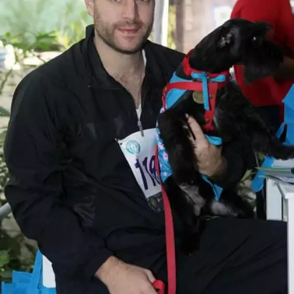 Max Villegas con Benito