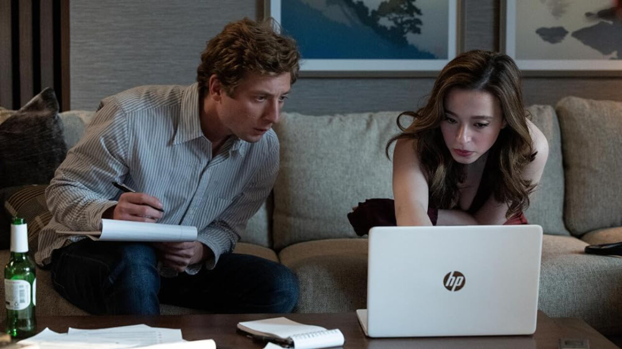 Una nueva película contra Facebook: Jeremy Allen White y Mikey Madison “cocinan” el estreno ‘El Poder de la Red’
