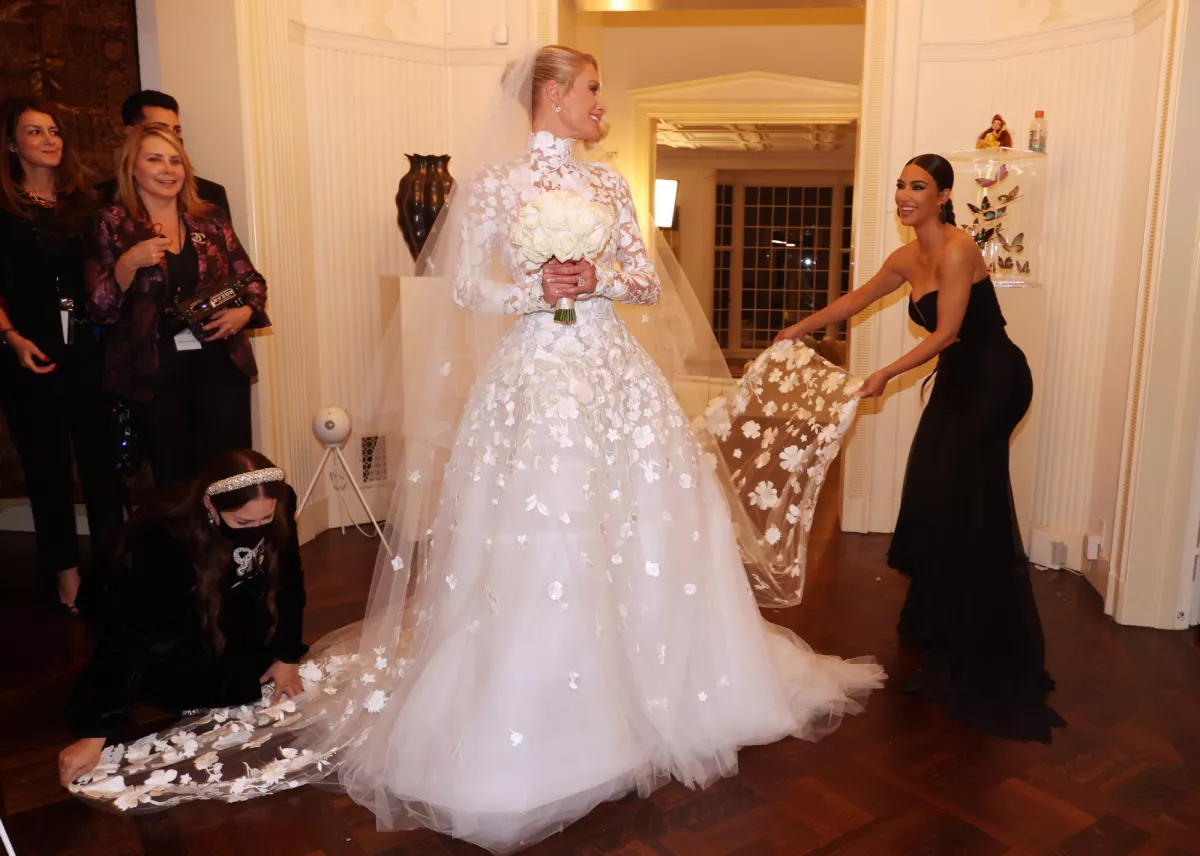 Paris Hilton y Kim Kardashian