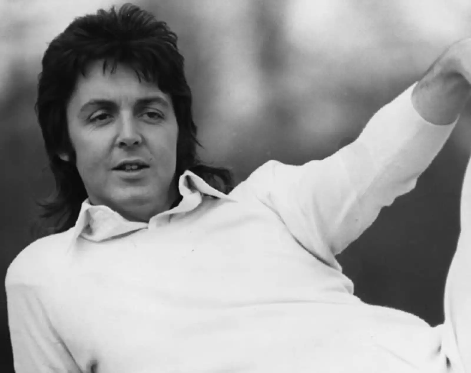 Y bueno, ni hablar de traer el pelo considerablemente más largo abajo que arriba. En su momento estuvo de moda, ya no.