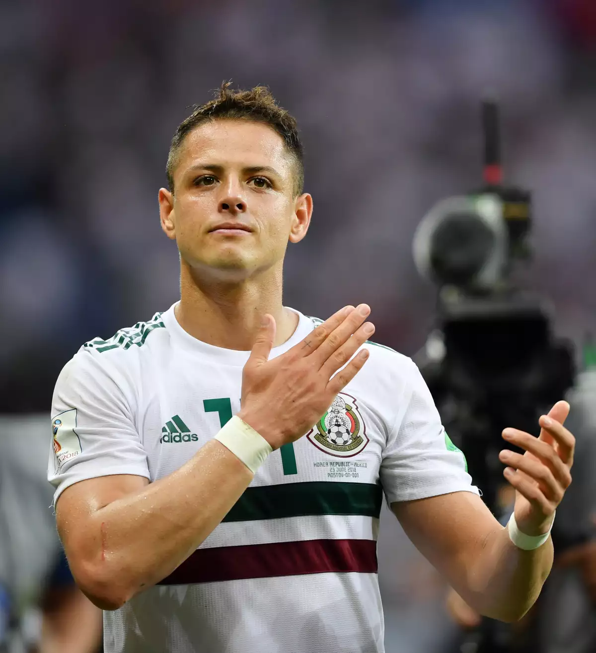 Así trollearon a Chicharito 