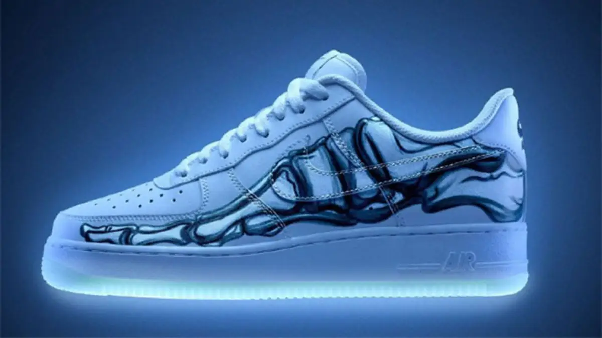 Nike Air Force 1