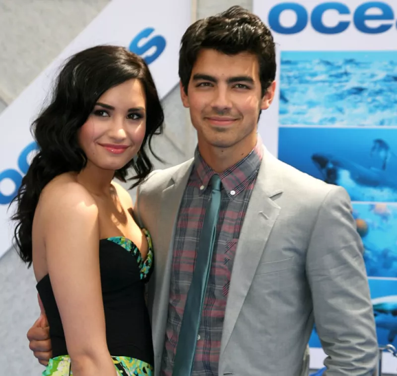 Demi Lovato, Joe Jonas