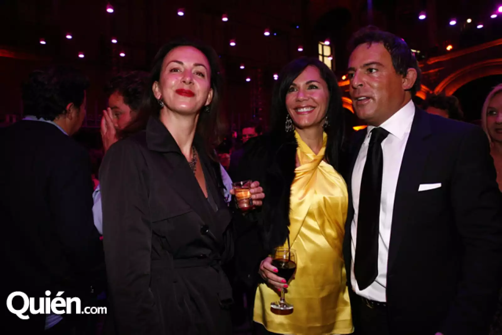 Cinthya Goheber, Esther Esquenac y Eugenio López