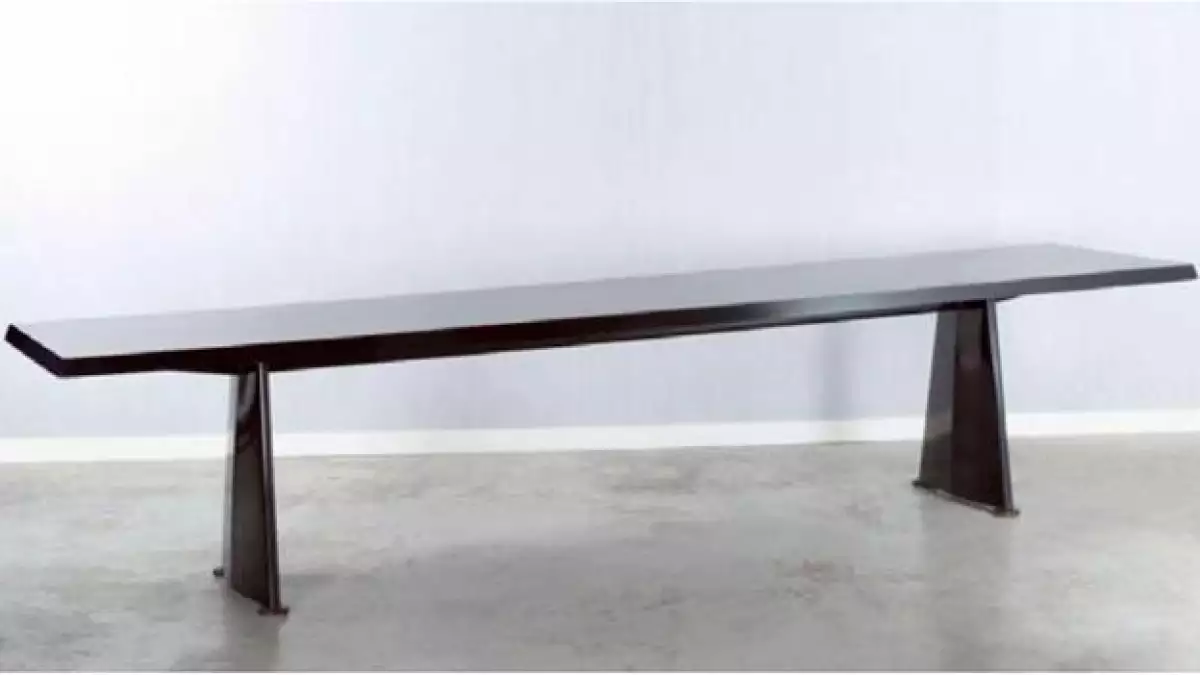 Mesa de Jean Prouve
