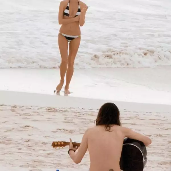 ienna Miller cuando andaba con el músico Jamie Burke en Tulum.