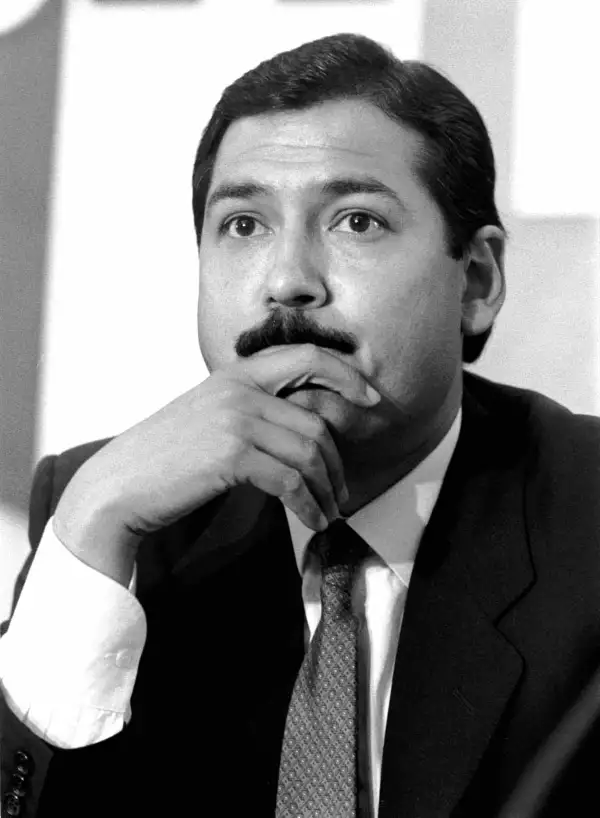 En esta fotografía el político de Sonora tenía 39 años.