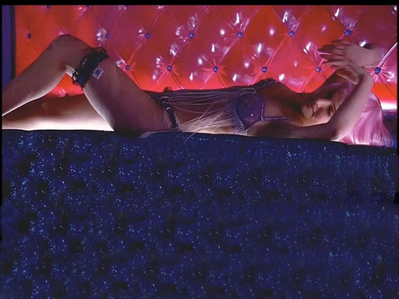 En esta cinta interpretó a una joven stripper que trabajó por un tiempo en un centro nocturno.