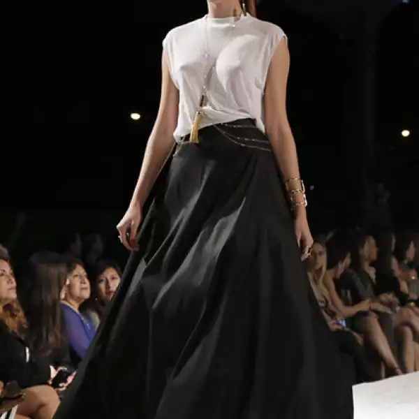 Desfile colección visiones de Daniel Espinosa
