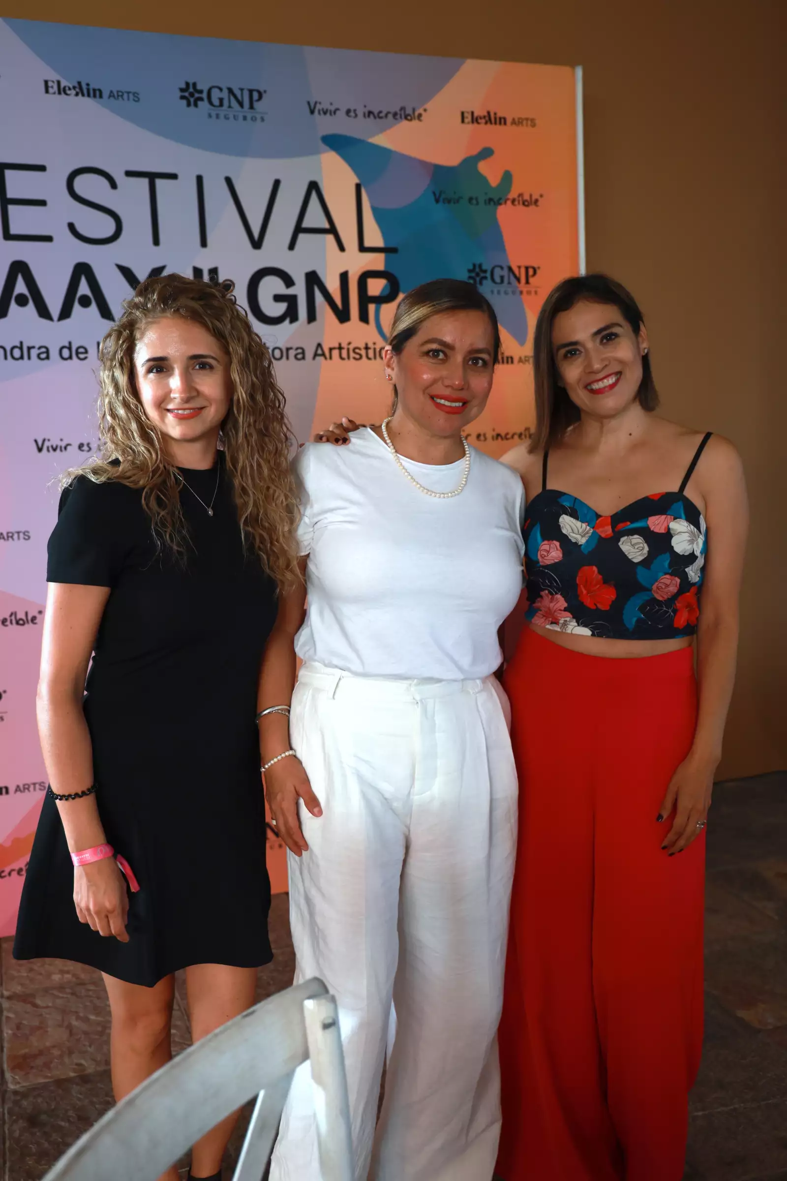 Gabriela Maldonado , Mayra Valenzo y Lili Danel 