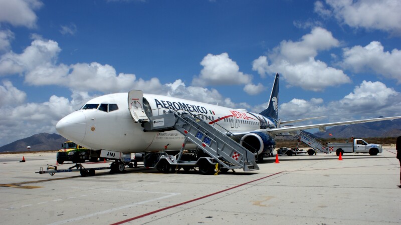 Con la nueva red de Aeroméxico podrás checar tus redes sociales o ver películas a 10,000 pies de altura.