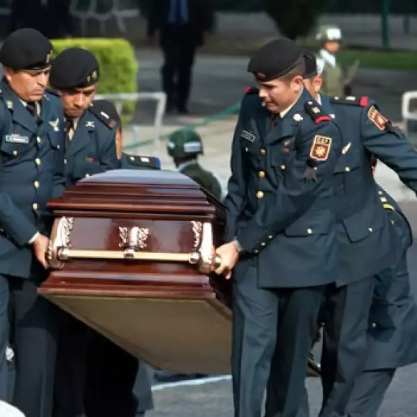 blake mora campo marte 6