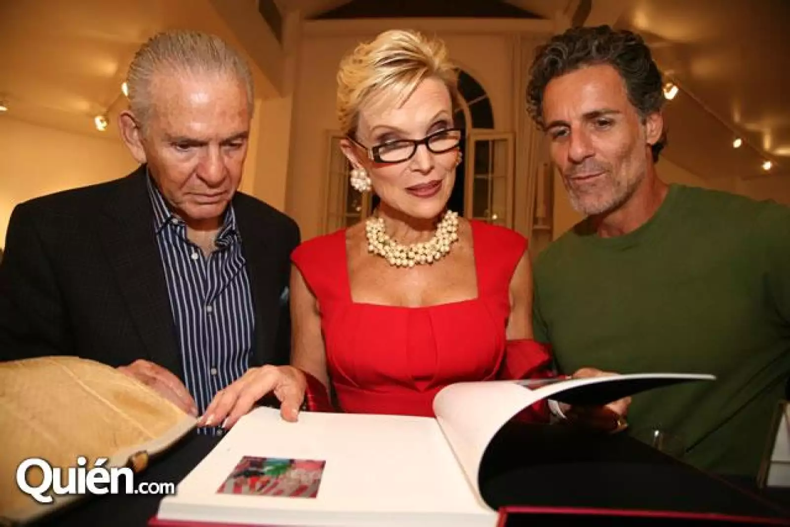 León Bessudo,Raquel Bessudo,Carlos Bisdikian